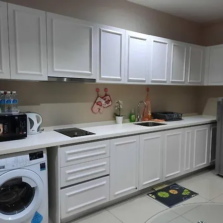 Homestay Muslim I-City Shah Alam Exterior photo